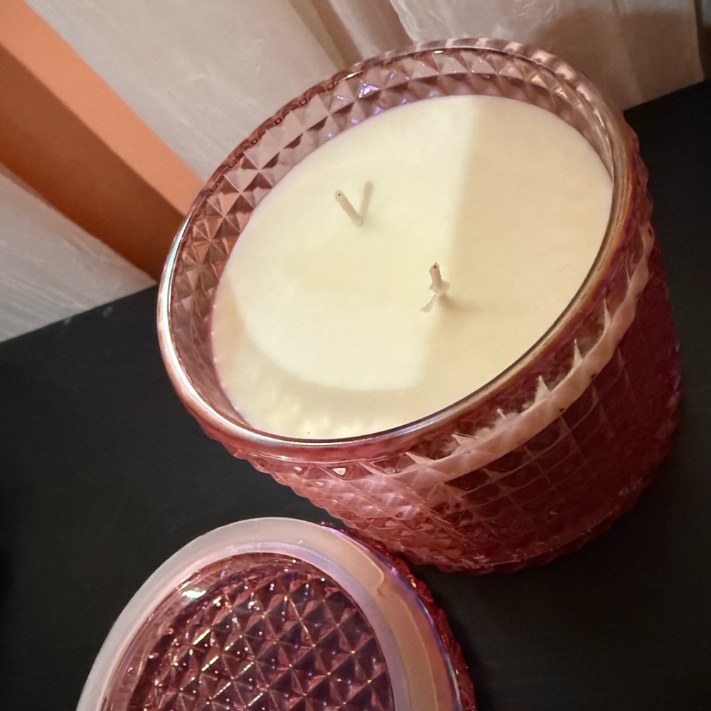 Red Leaf Home Pink Glass Candle Poured in Thailand - Picture 7 of 7